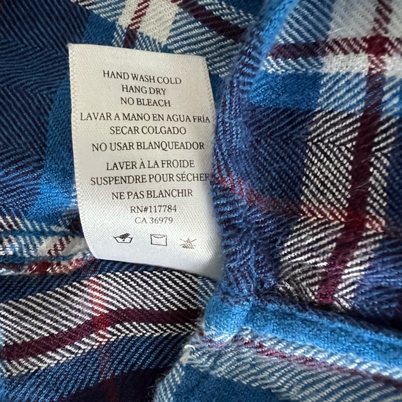 Rails Hunter Long Sleeve Button Down Top - Picture 16 of 16